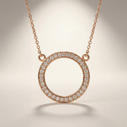 Collana Cerchio con Diamanti Naturali 0,25 ct in Oro Giallo 18 kt